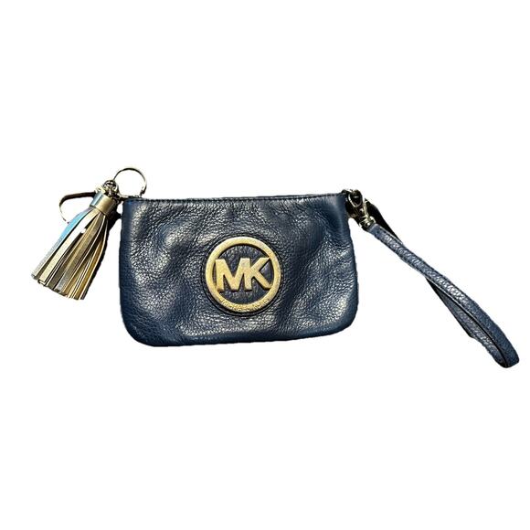 MICHAEL KORS Wristlet Wallet Pebble Leather W Round Gold Logo 7x5x1 - Picture 1 of 9